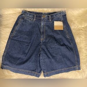Liz Claiborne Lizwear Jean Shorts Women’s Dark Wash Size 8